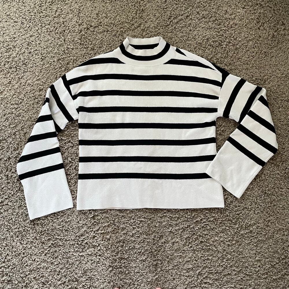 Evereve Bonnie Mock Neck Pullover Sweater Boxy Oversized Striped Blk/Wht Size S - Picture 10 of 14